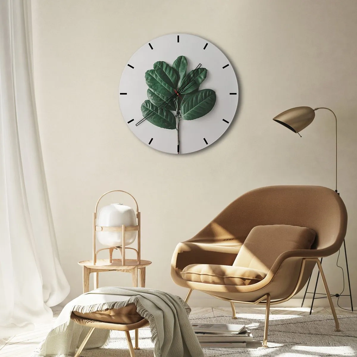 Wandklok - Klok - Een groene tak met grote bladeren op een lichte achtergrond - 30x30cm - Een tekening van de pure natuur - Moderne wanddecoratie voor woonkamer, keuken en slaapkamer ARTTOR