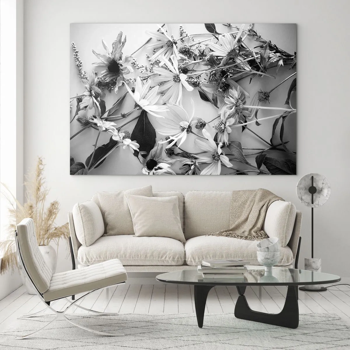 Schilderen op glas - Verspreide zwart-witte bloemen in een artistiek arrangement - 70x50cm - Niet-boeket bloemen - Moderne wanddecoratie voor woonkamer en slaapkamer ARTTOR