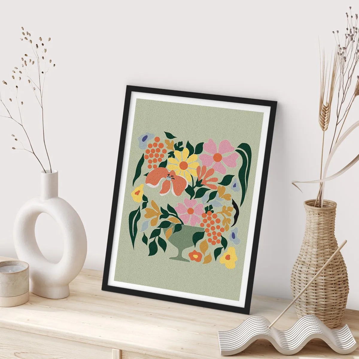 Poster in een zwarte lijst - Een kleurrijk bloemstuk in een decoratieve vaas op een groene achtergrond - 50x70cm - Een boeket vol leven - Moderne wanddecoratie voor woonkamer en slaapkamer ARTTOR