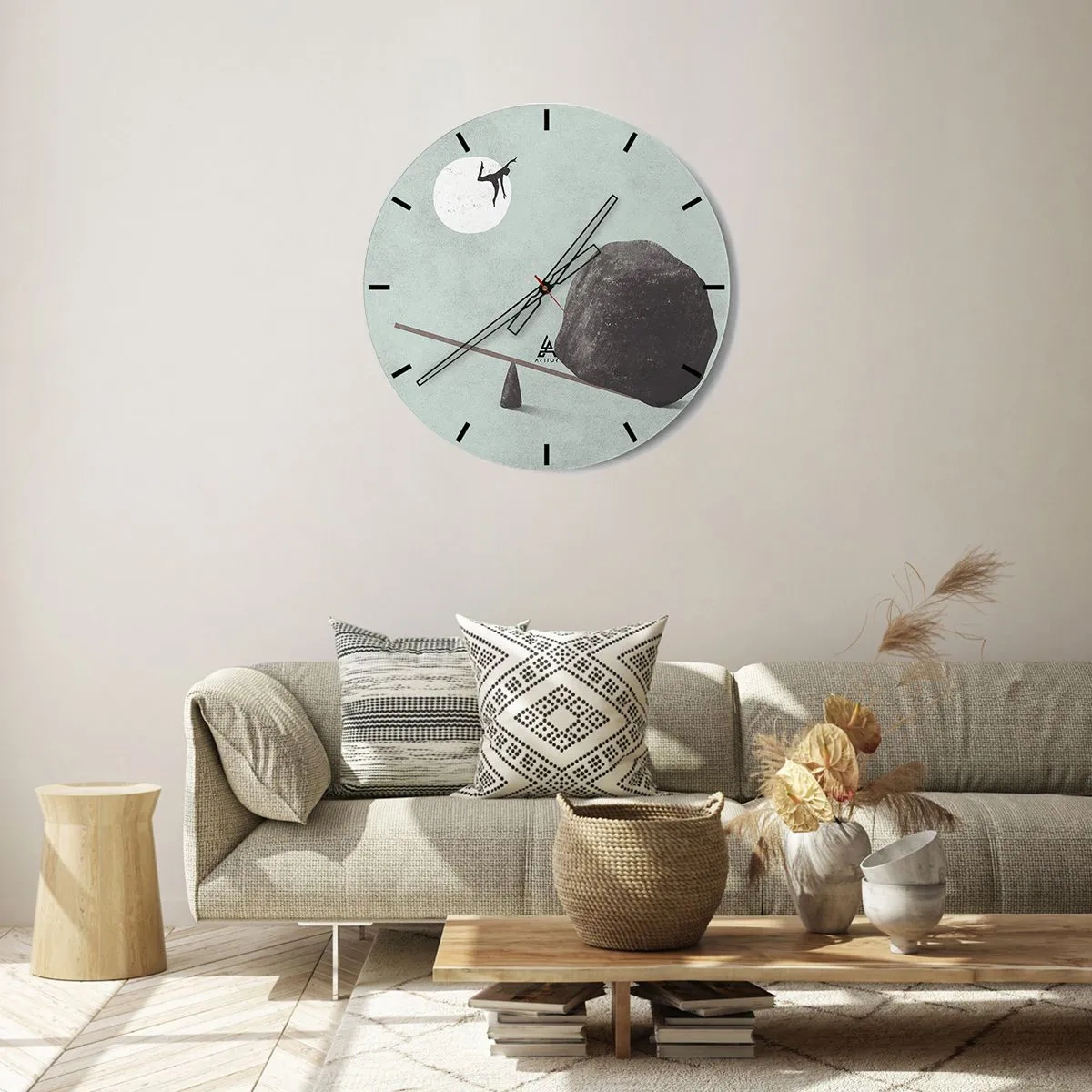 Wandklok - Klok - Een personage wordt door een rots van een wip geslingerd richting de maan. - 30x30cm - Vervulde dromen - Moderne wanddecoratie voor woonkamer, keuken en slaapkamer ARTTOR