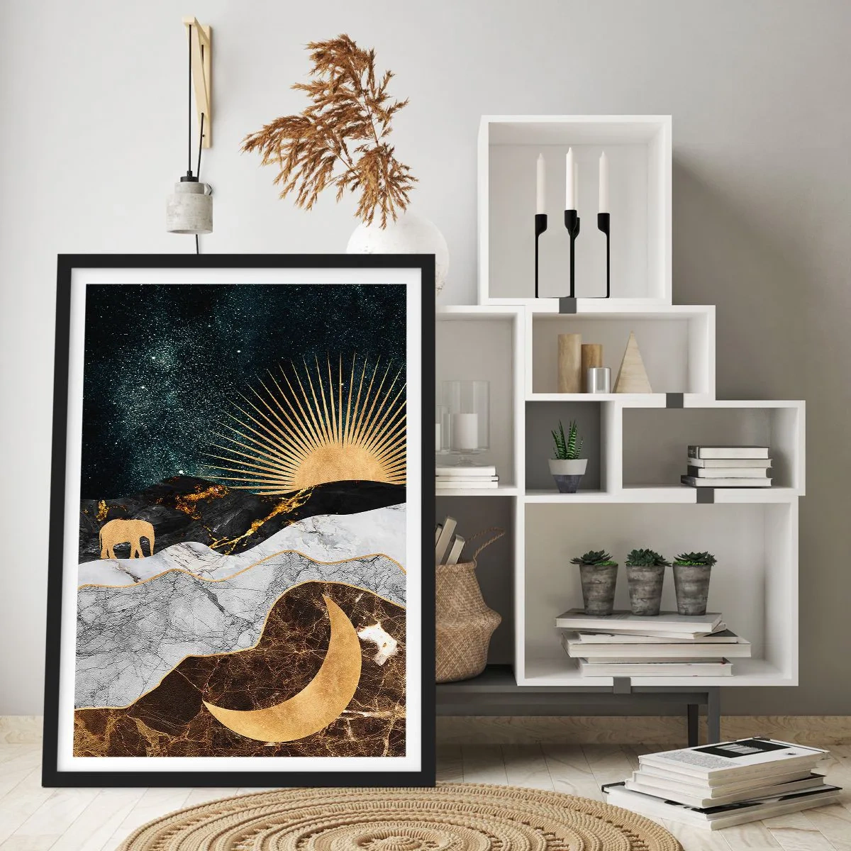Poster in een zwarte lijst - Gouden landschap met de maan, de zon en het silhouet van een olifant - 50x70cm - Eeuwige wetten - Moderne wanddecoratie voor woonkamer en slaapkamer ARTTOR