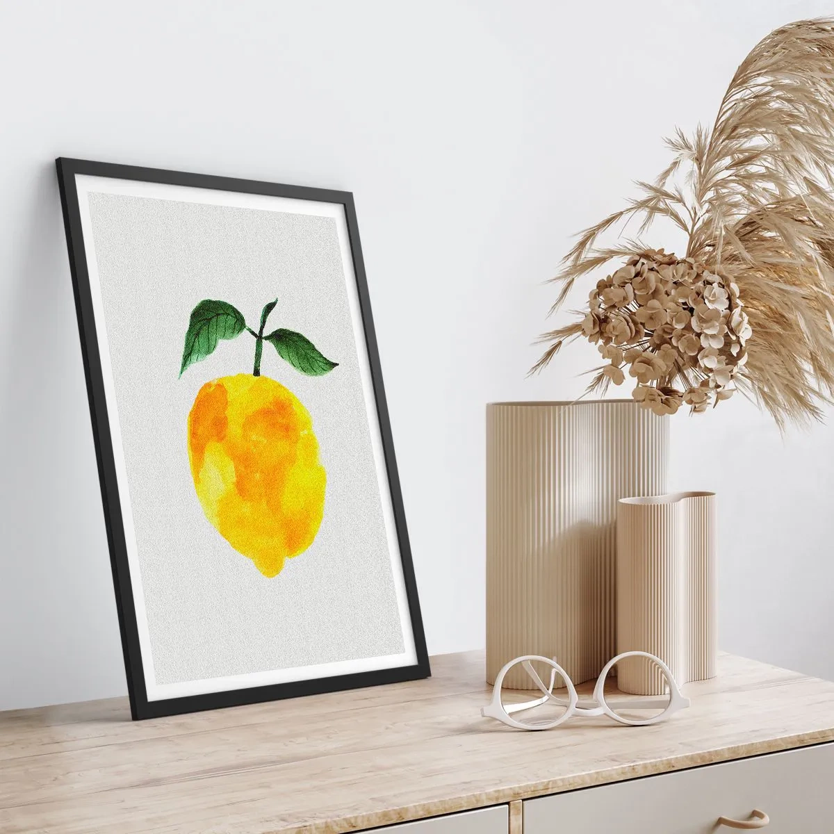Poster in een zwarte lijst - Aquarelillustratie van een citroen met bladeren op een lichte achtergrond - 50x70cm - Hoe proef je de zon? - Moderne wanddecoratie voor woonkamer en slaapkamer ARTTOR