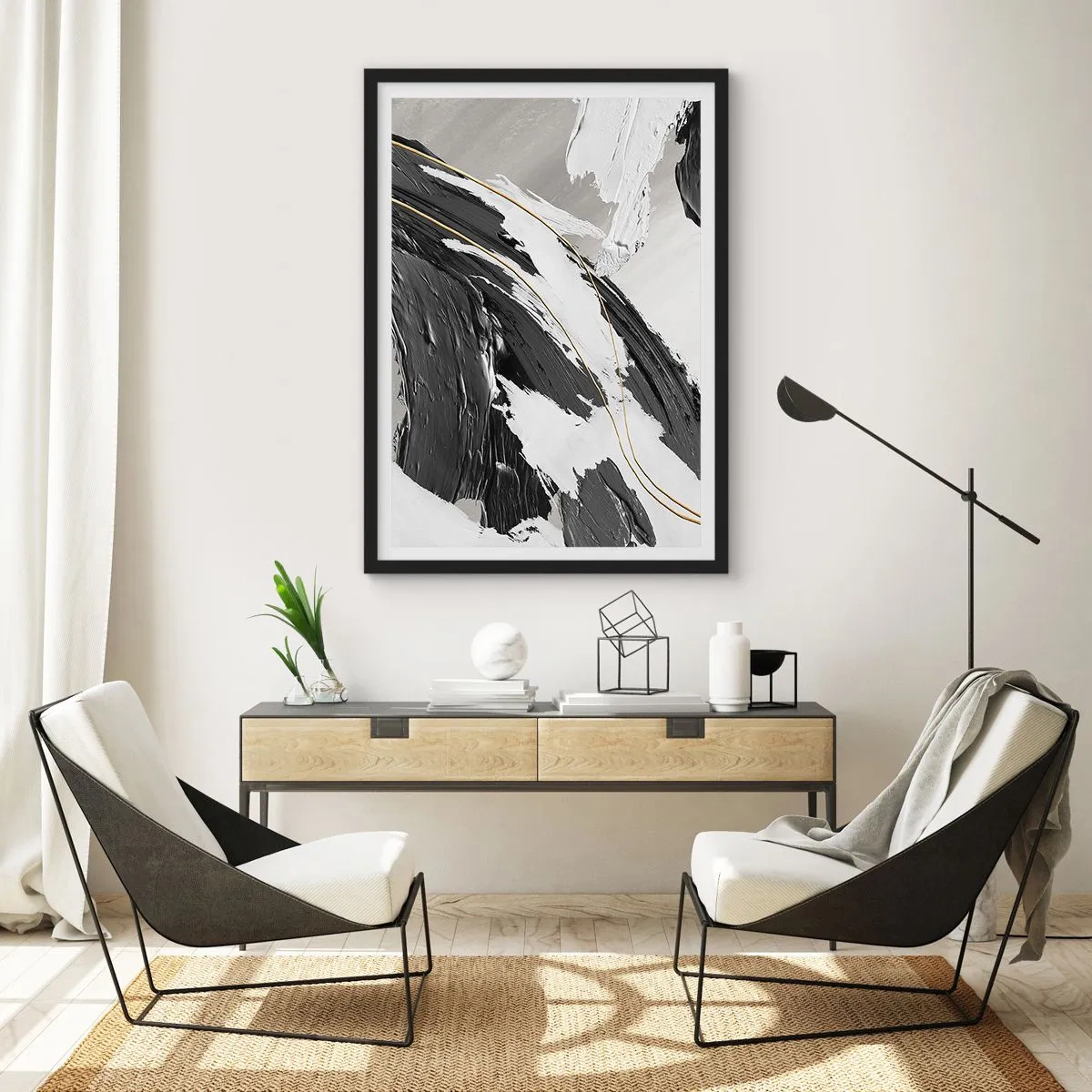 Poster in een zwarte lijst - Abstracte penseelstreken in zwart, wit en goud - 50x70cm - Abstractie op grote schaal - Moderne wanddecoratie voor woonkamer en slaapkamer ARTTOR