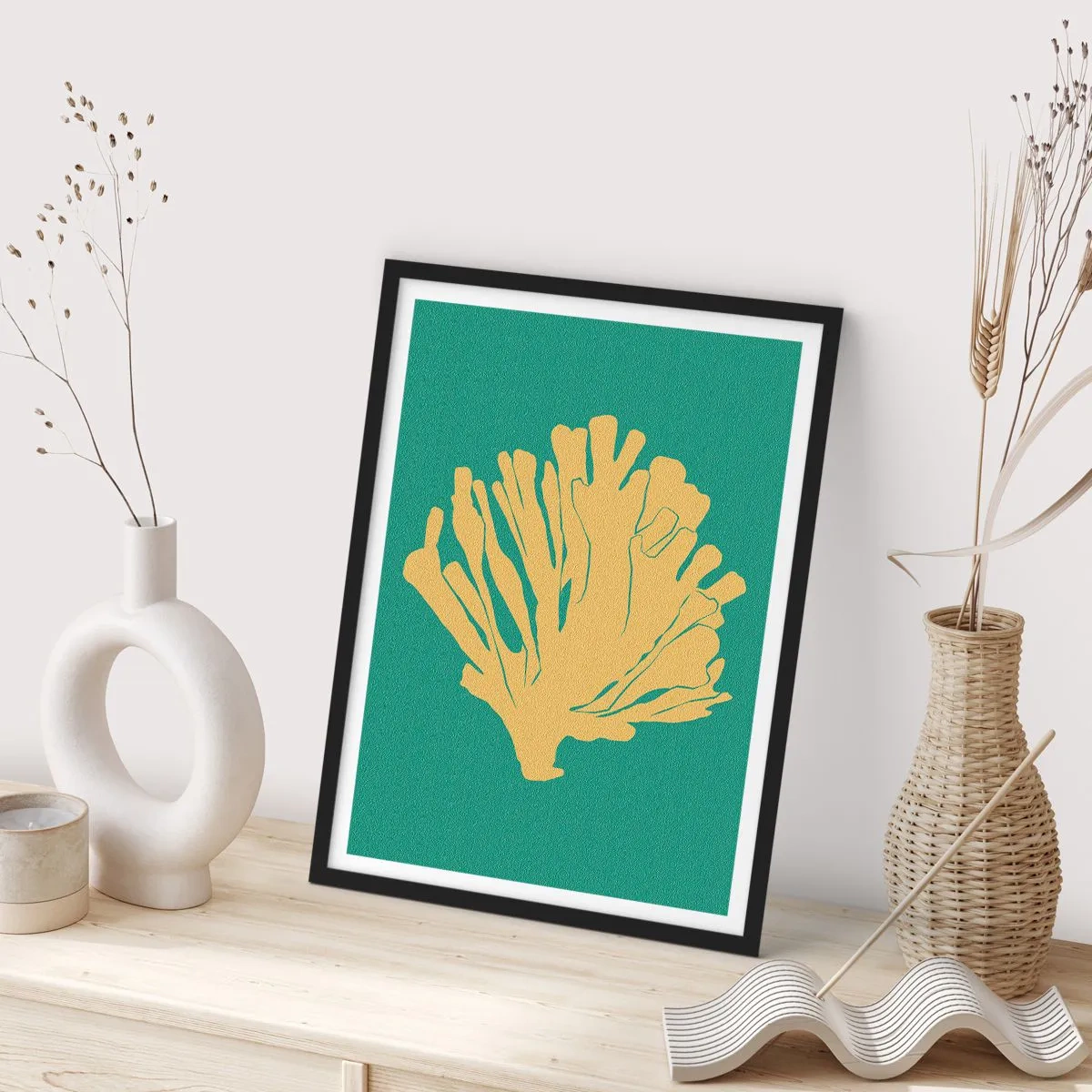 Poster in een zwarte lijst - Gouden koraal op een turquoise achtergrond - 50x70cm - Onderwater bosstruik - Moderne wanddecoratie voor woonkamer en slaapkamer ARTTOR