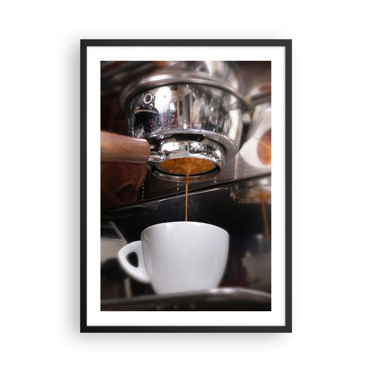 Poster in een zwarte lijst - Een koffiezetapparaat dat verse espresso in een kopje schenkt - 50x70cm - Goede tijd van de dag - Moderne wanddecoratie voor woonkamer en slaapkamer ARTTOR
