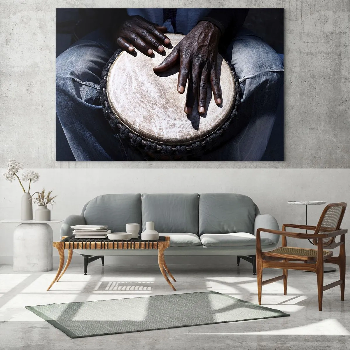Schilderen op glas - Close-up van handen die een djembe bespelen - 70x50cm - Leef in je eigen ritme - Moderne wanddecoratie voor woonkamer en slaapkamer ARTTOR