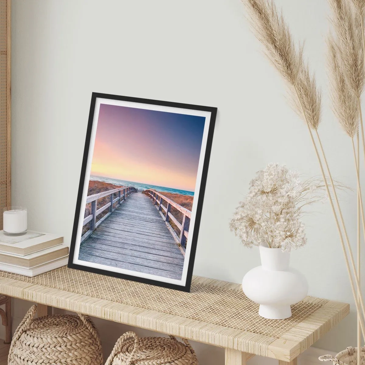 Poster in een zwarte lijst - Een houten steiger die naar de zee leidt bij zonsondergang - 50x70cm - Baltische avond aurora - Moderne wanddecoratie voor woonkamer en slaapkamer ARTTOR