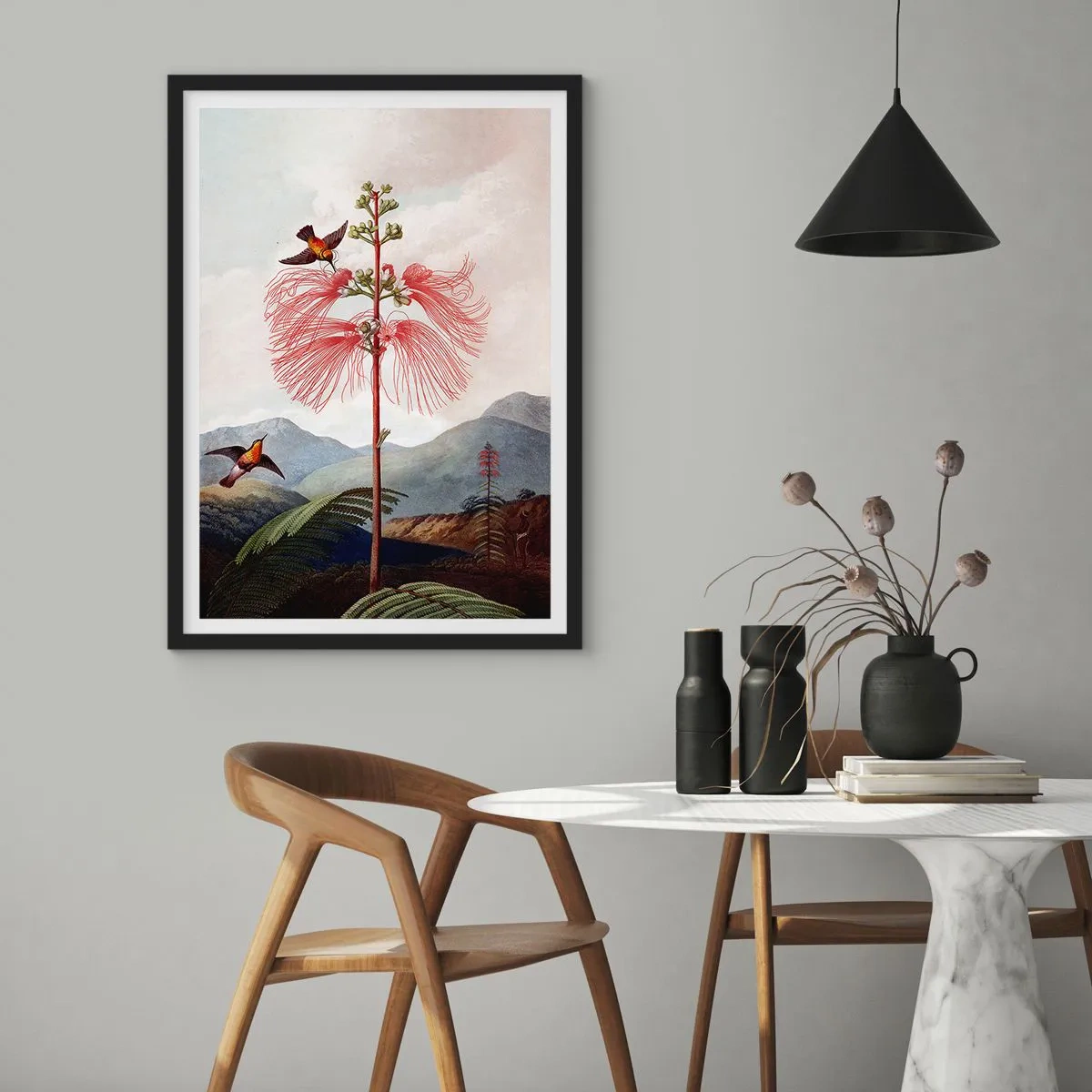 Poster in een zwarte lijst - Exotische bloem met kolibries tussen de bergen - 50x70cm - In een tropisch paradijs - Moderne wanddecoratie voor woonkamer en slaapkamer ARTTOR