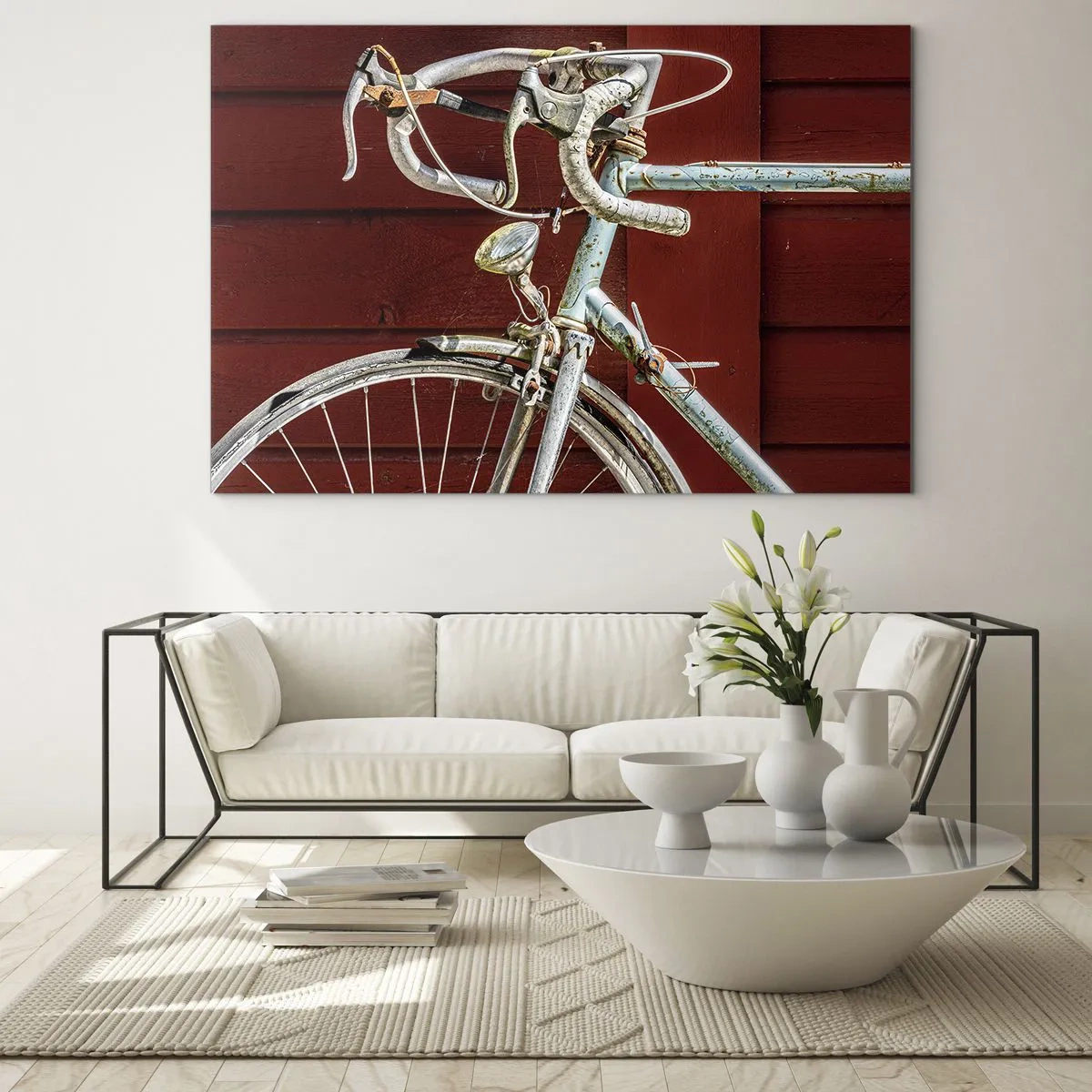 Schilderen op glas - Een oude racefiets uit de jaren 70 tegen een rode houten muur - 70x50cm - Gecreëerd om te winnen - Moderne wanddecoratie voor woonkamer en slaapkamer ARTTOR