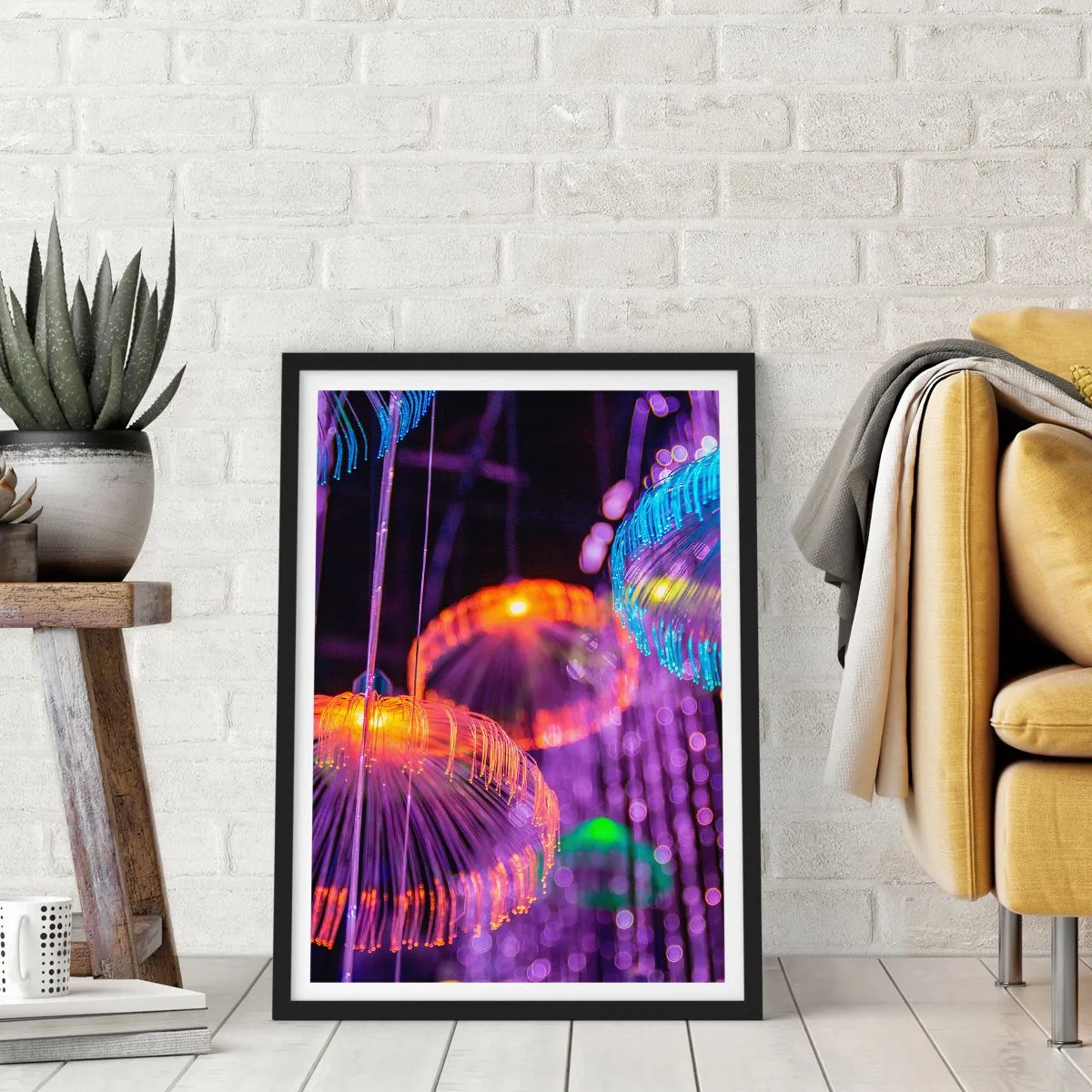 Poster in een zwarte lijst - Kleurrijke, futuristische kwallen in neonlicht - 50x70cm - Lichte fontein - Moderne wanddecoratie voor woonkamer en slaapkamer ARTTOR