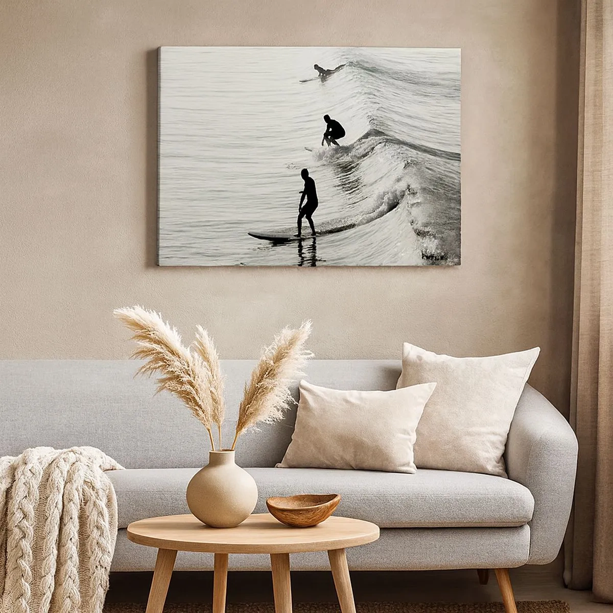 Schilderen op canvas - Surfers op de golven in een monochrome foto - 70x50cm - Om de golf te ontmoeten - Moderne wanddecoratie voor woonkamer en slaapkamer ARTTOR