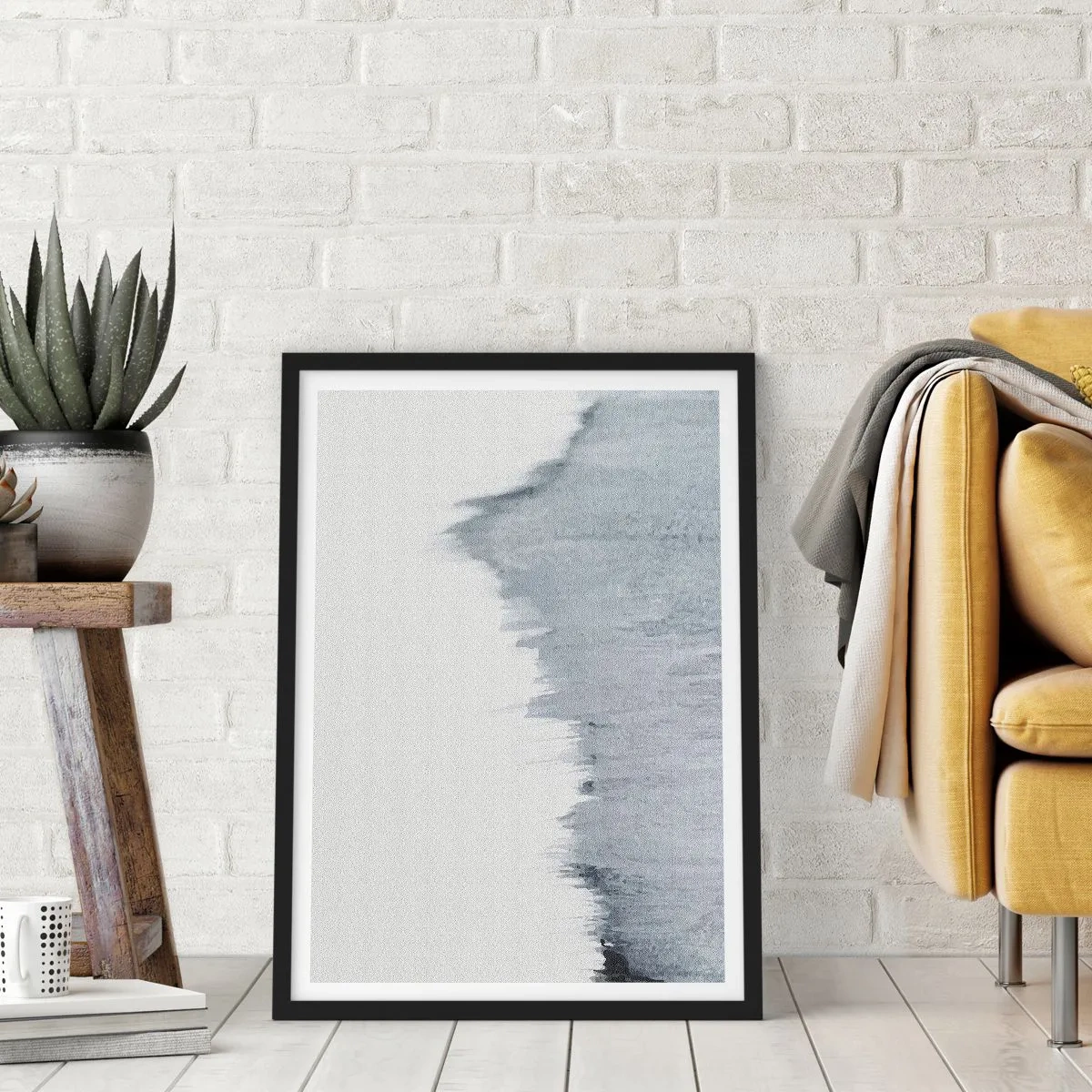 Poster in een zwarte lijst - Een abstracte compositie in grijstinten met dynamische penseelstreken. - 50x70cm - Mysterieuze tekst - Moderne wanddecoratie voor woonkamer en slaapkamer ARTTOR