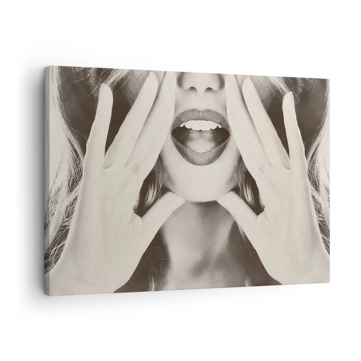 Schilderen op canvas - Zwart-witportret van een vrouw met expressieve lippen en handen - 70x50cm - Ik kom al! - Moderne wanddecoratie voor woonkamer en slaapkamer ARTTOR