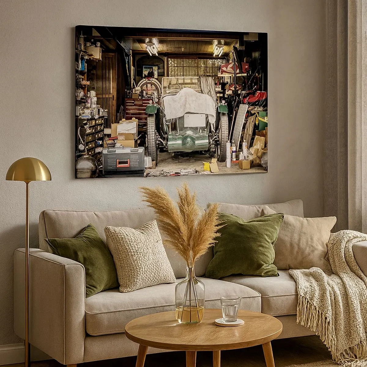 Schilderen op canvas - Een oude auto in een garage, omringd door gereedschap en apparatuur - 70x50cm - Terug naar het verleden - Moderne wanddecoratie voor woonkamer en slaapkamer ARTTOR