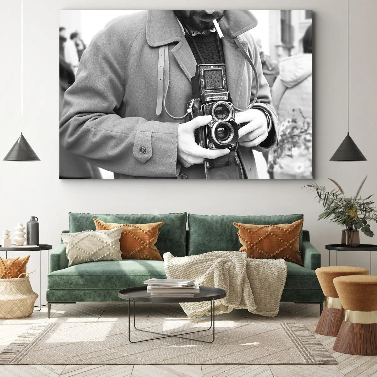 Schilderen op canvas - Zwart-witfoto van een man met een retrocamera - 70x50cm - Retro stijl - Moderne wanddecoratie voor woonkamer en slaapkamer ARTTOR