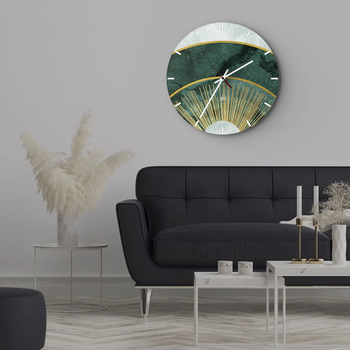 Wandklok - Klok - Groene en gouden afbeeldingen met stralen die doen denken aan een zonsopgang - 30x30cm - Een ander zonnestelsel - Moderne wanddecoratie voor woonkamer, keuken en slaapkamer ARTTOR