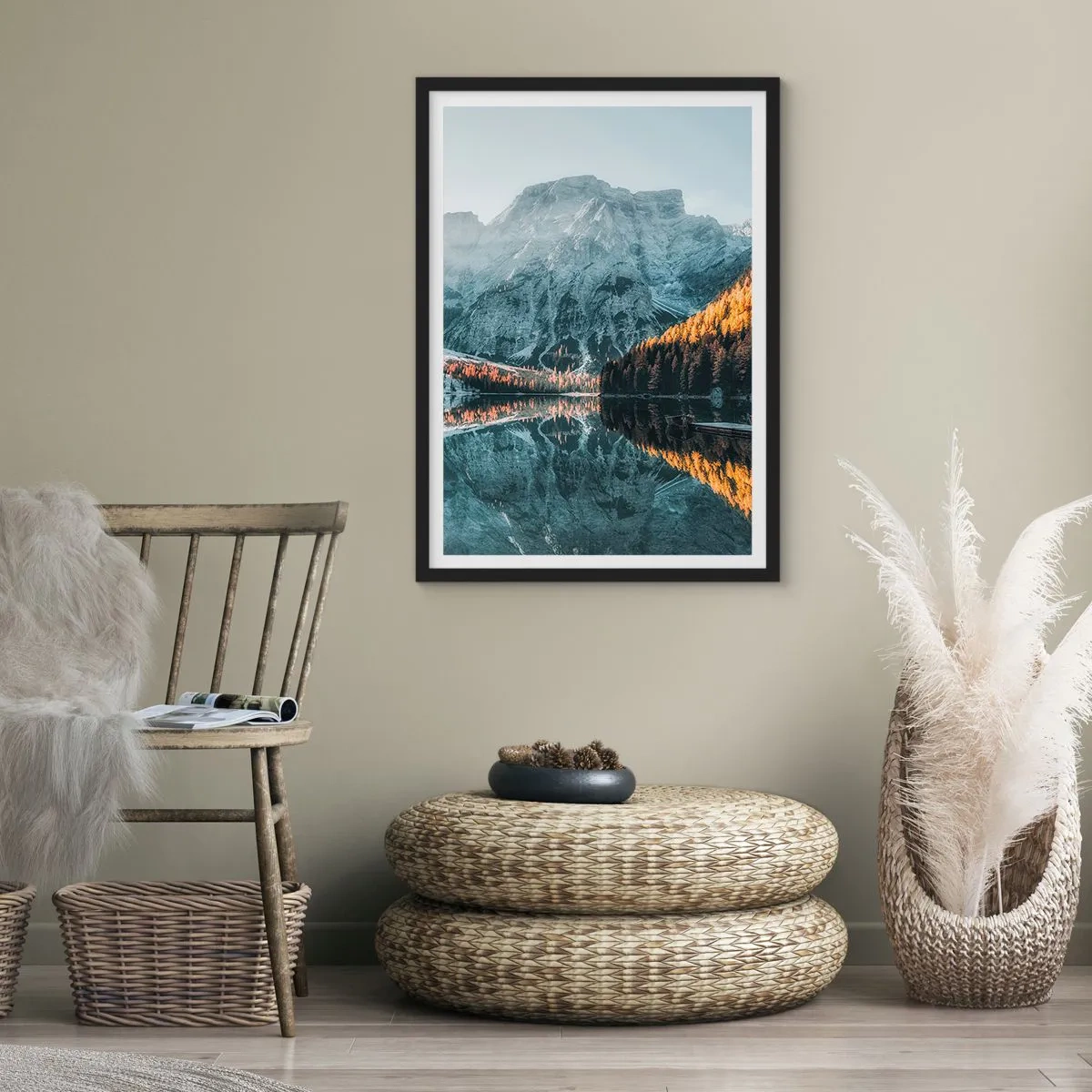 Poster in een zwarte lijst - Berglandschap weerspiegeld in het meer bij zonsondergang - 50x70cm - Spiegel landschap - Moderne wanddecoratie voor woonkamer en slaapkamer ARTTOR
